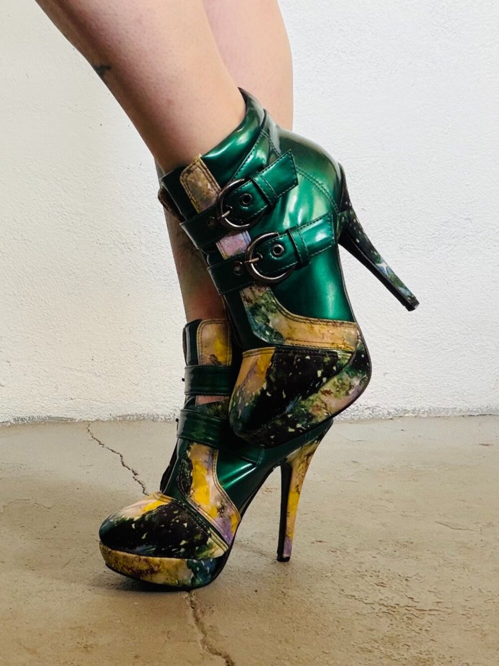Buckle Green Galaxy Booties